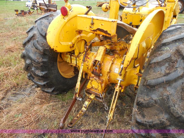 image for item H3226 Ford 3550 tractor