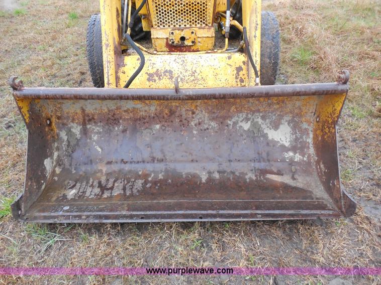 image for item H3226 Ford 3550 tractor