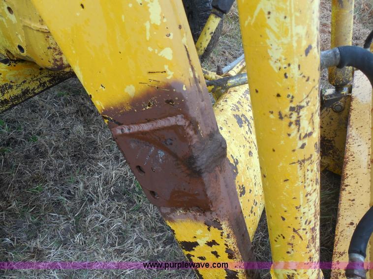 image for item H3226 Ford 3550 tractor