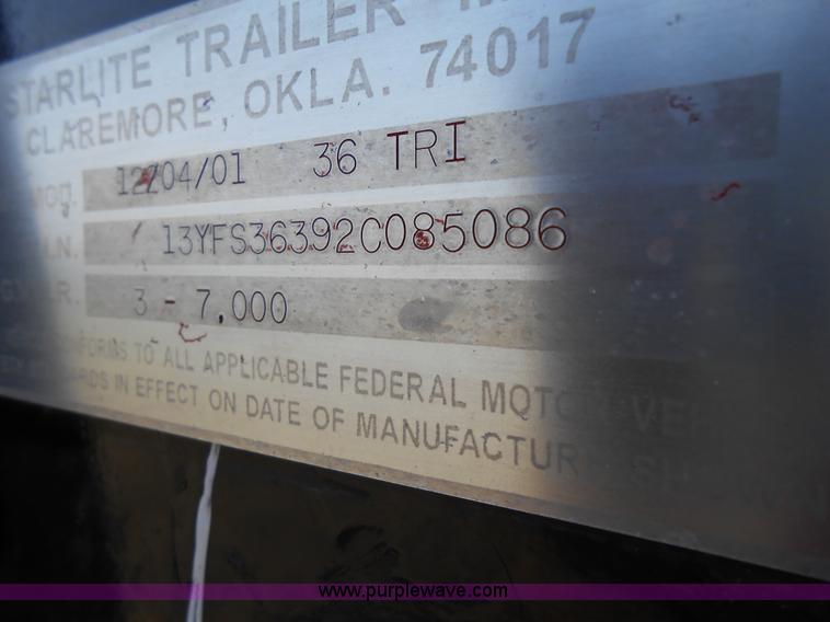 image for item H3228 2002 Starlite Triple axle gooseneck trailer