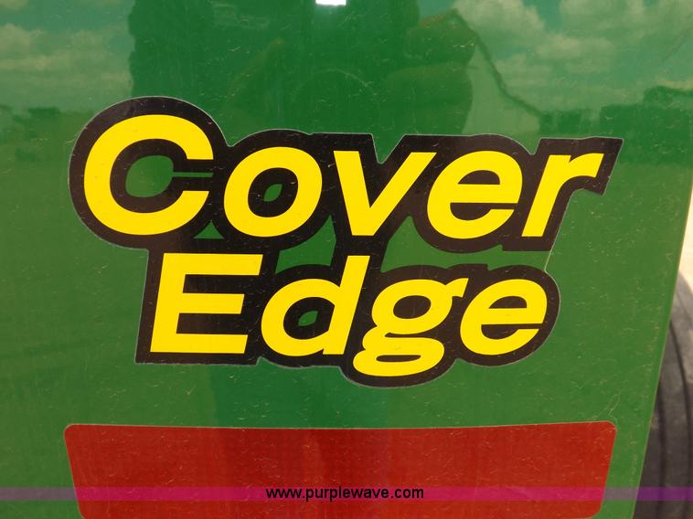 image for item H7111 2008 John Deere 568 round baler