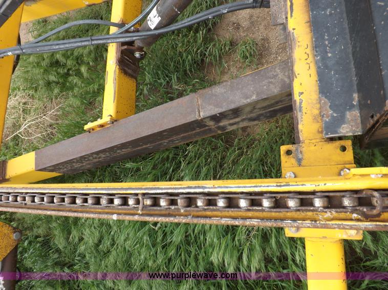 image for item H7112 Buffalo bale mover