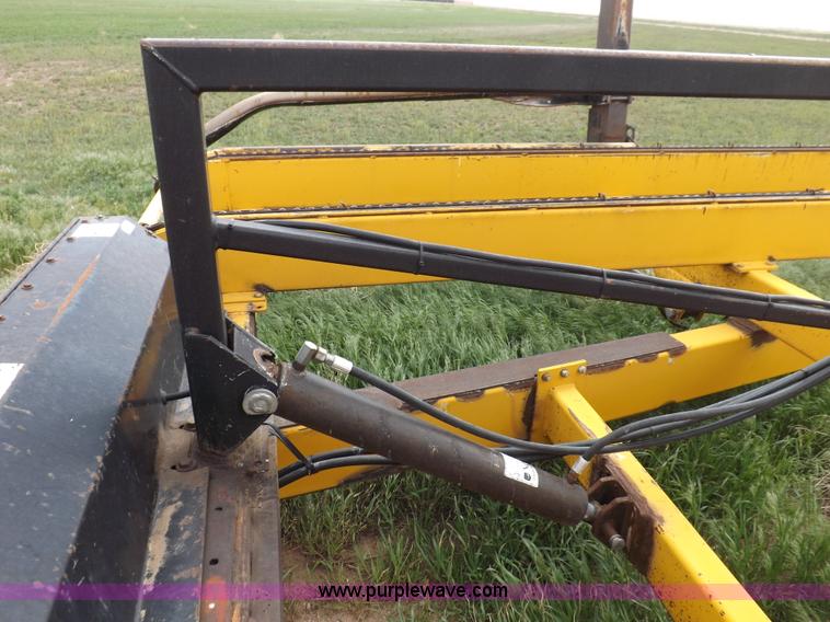 image for item H7112 Buffalo bale mover