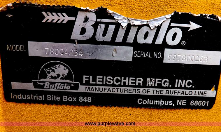 image for item H7112 Buffalo bale mover