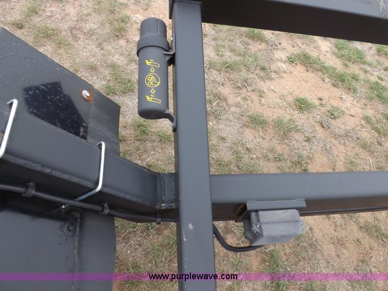 image for item H7167 Maurer M42 header trailer