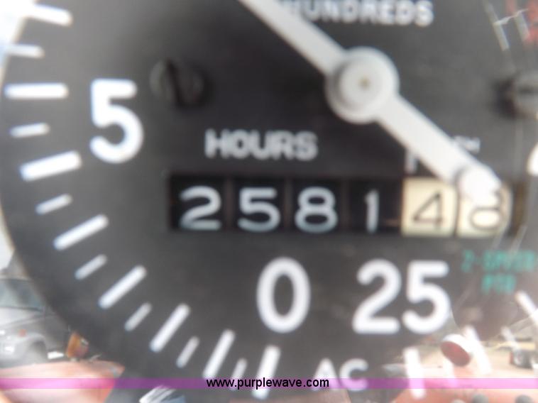 image for item H7182 Allis Chalmers 200 tractor