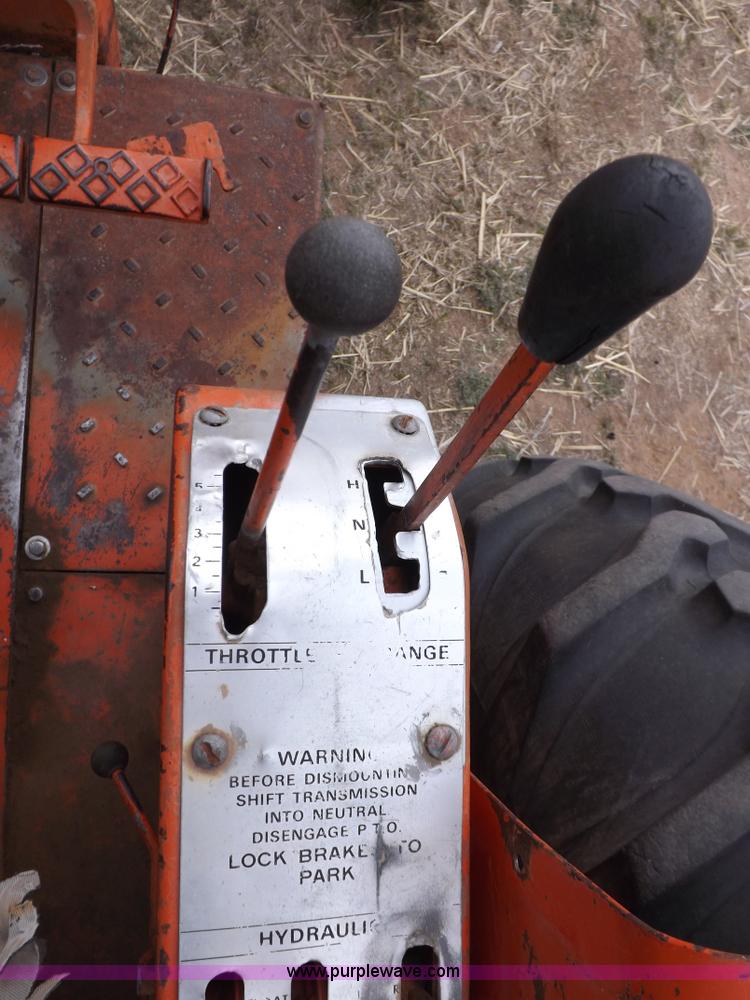 image for item H7182 Allis Chalmers 200 tractor