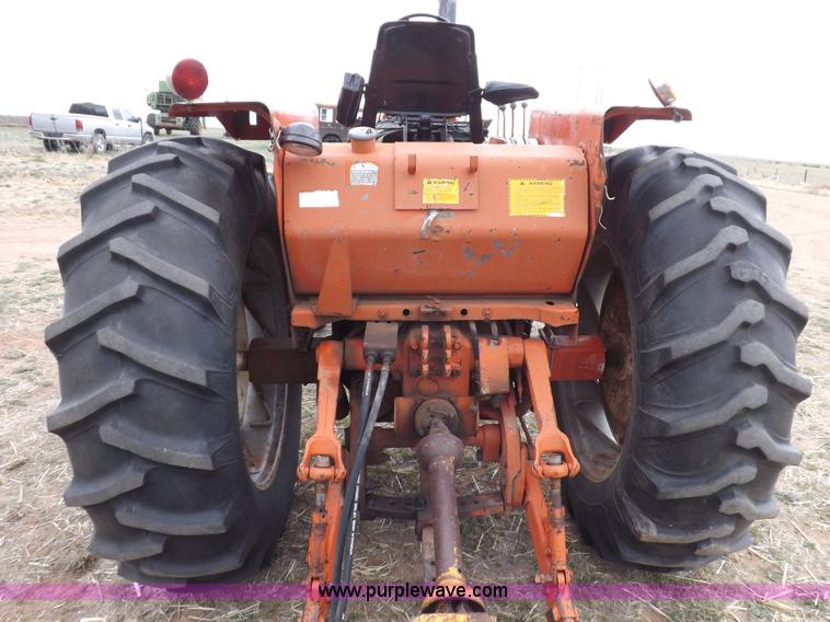 image for item H7182 Allis Chalmers 200 tractor