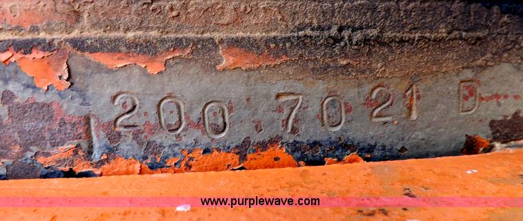 image for item H7182 Allis Chalmers 200 tractor