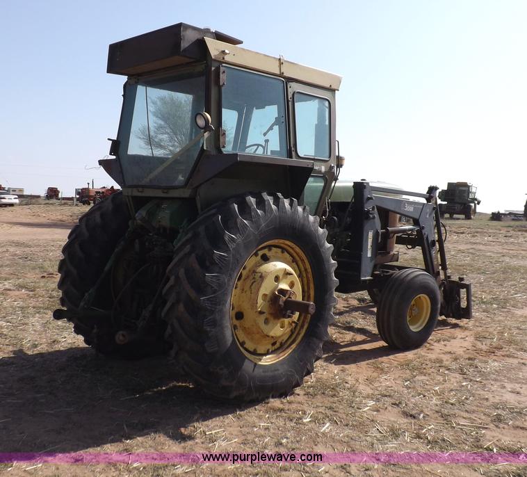 image for item H7184 John Deere 4620 tractor