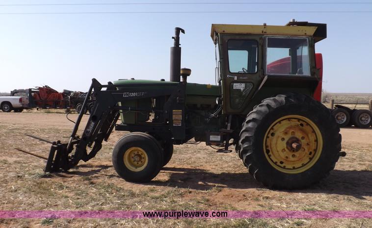 image for item H7184 John Deere 4620 tractor