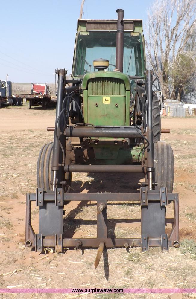image for item H7184 John Deere 4620 tractor