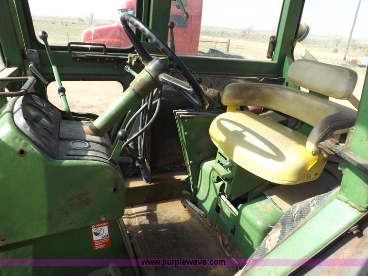 image for item H7184 John Deere 4620 tractor