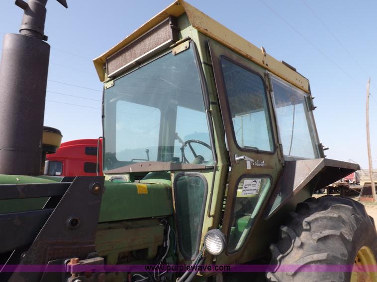 image for item H7184 John Deere 4620 tractor