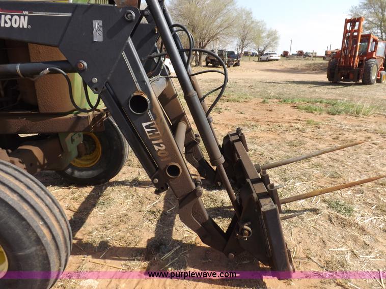 image for item H7184 John Deere 4620 tractor