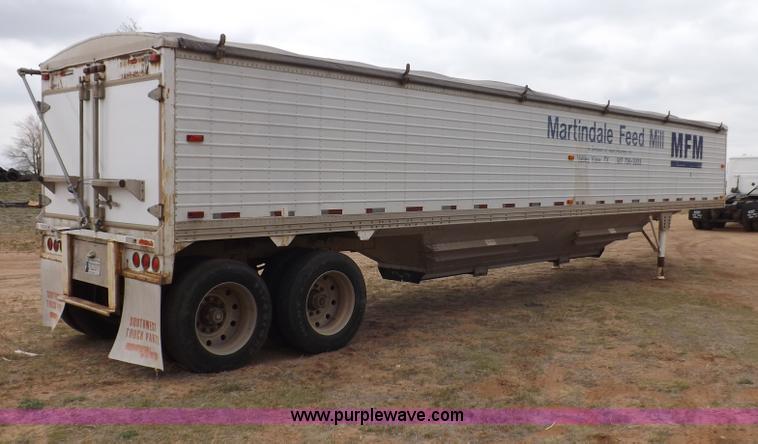 image for item H7186 1985 Timpte Super Hopper grain trailer