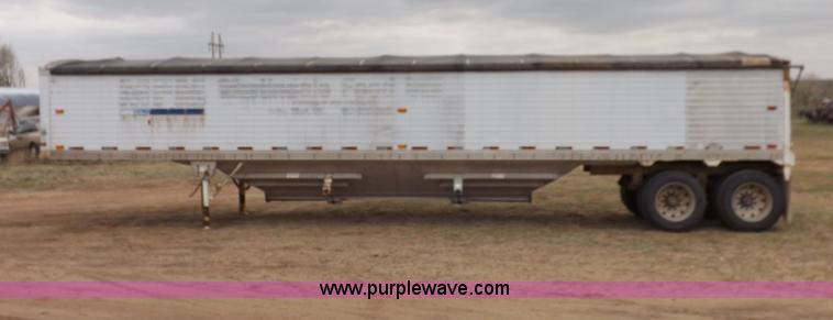image for item H7186 1985 Timpte Super Hopper grain trailer