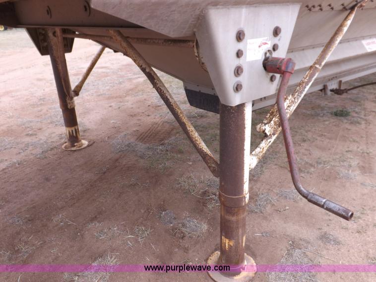 image for item H7186 1985 Timpte Super Hopper grain trailer