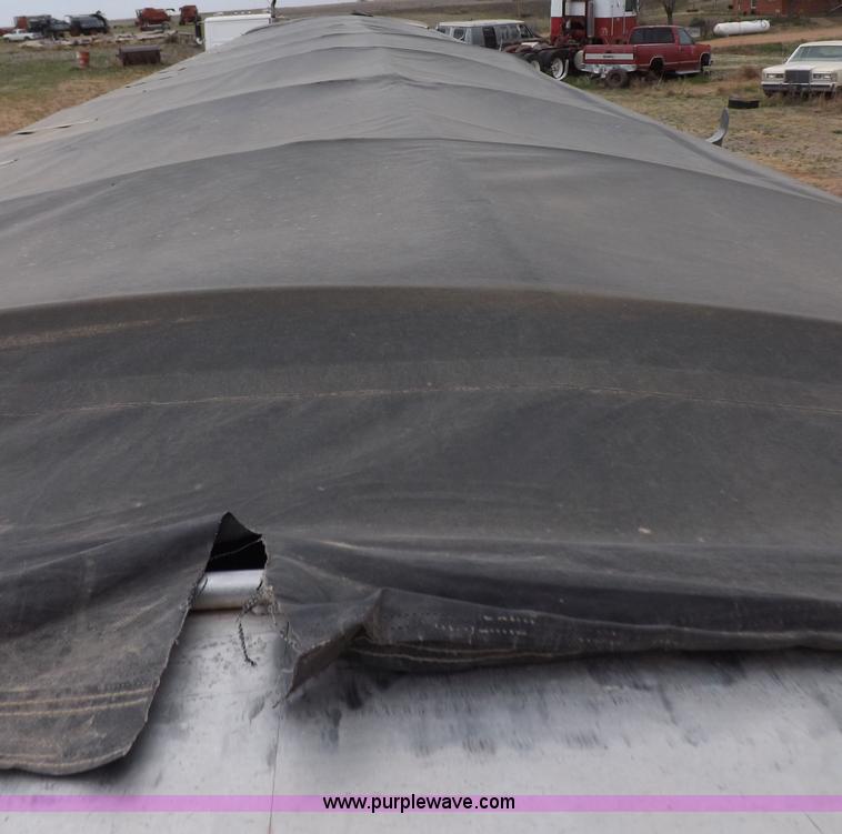 image for item H7186 1985 Timpte Super Hopper grain trailer