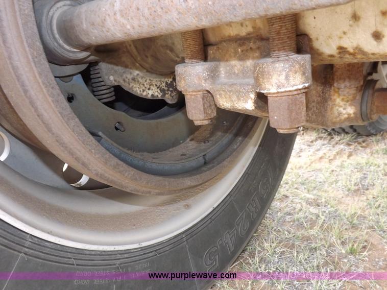 image for item H7186 1985 Timpte Super Hopper grain trailer