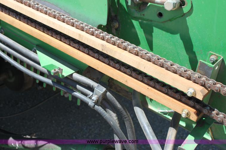 image for item H7493 1990 John Deere 9600 combine