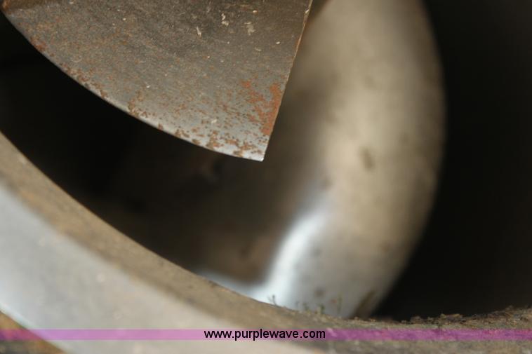 image for item H7493 1990 John Deere 9600 combine