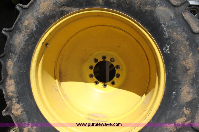 image for item H7493 1990 John Deere 9600 combine