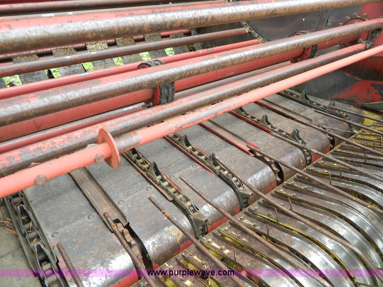 image for item W9012 New Holland 850 round baler