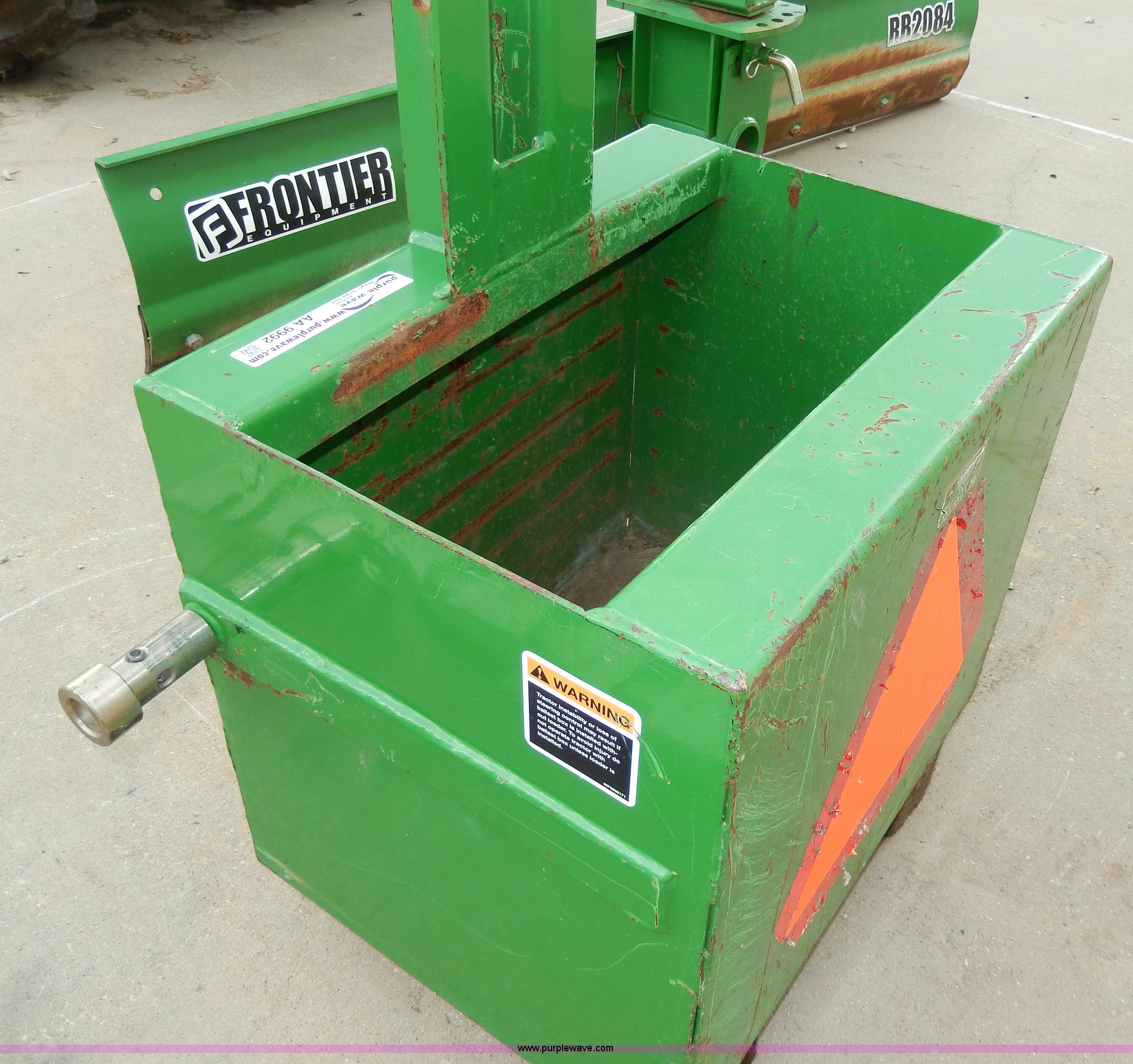 John Deere iMatch ballast box in Bucyrus, KS Item AA9992 sold
