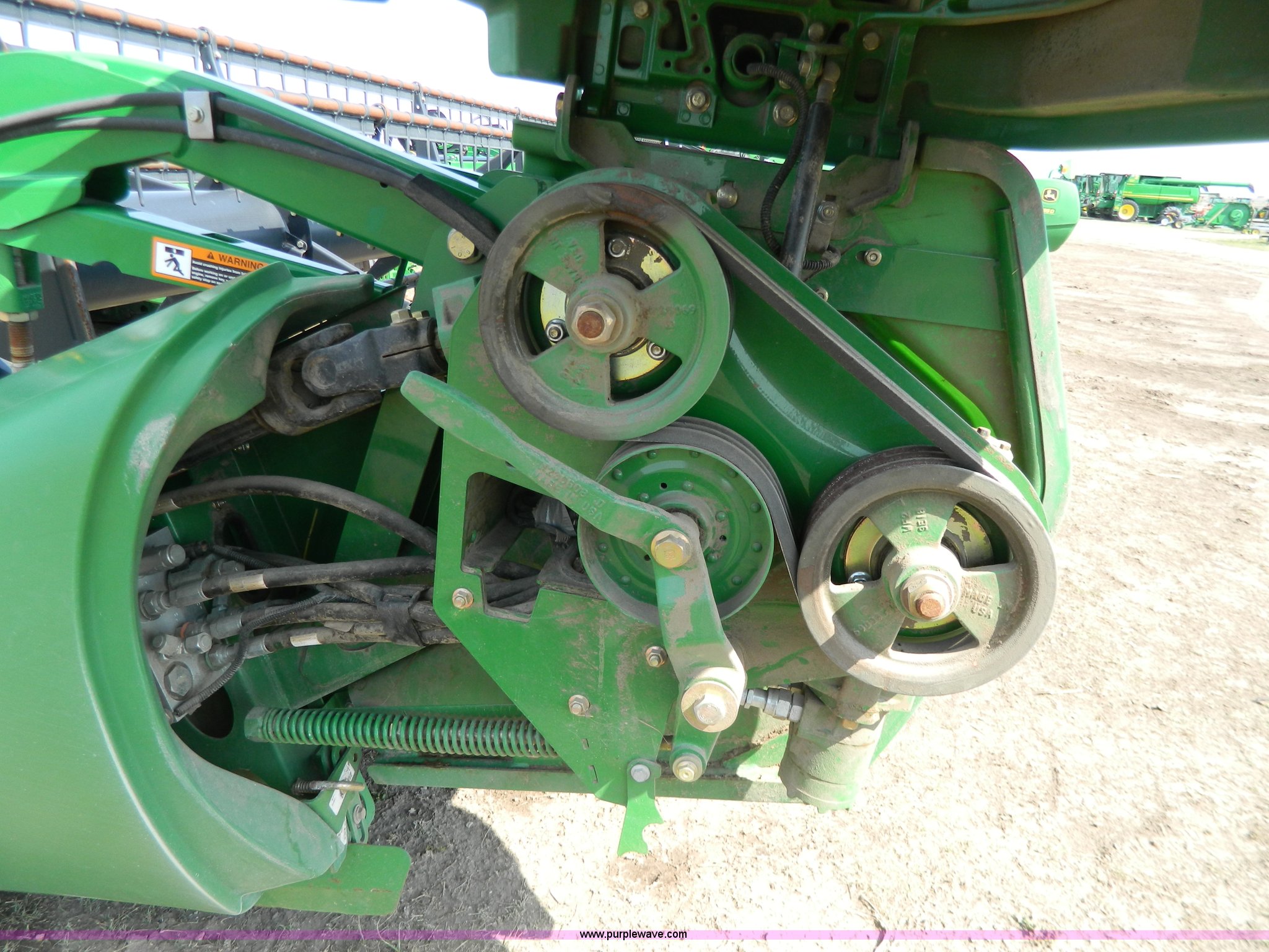 2010 John Deere 635D draper header in Hays, KS Item G7842 sold
