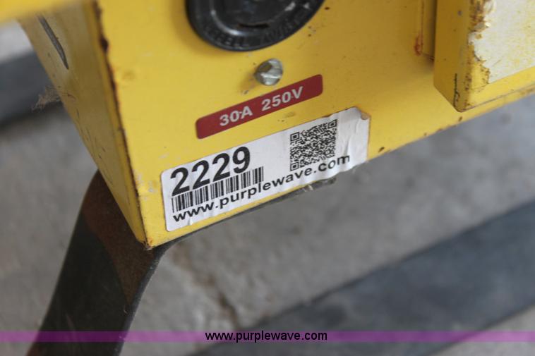 image for item AA9036 2001 CEF distribution box