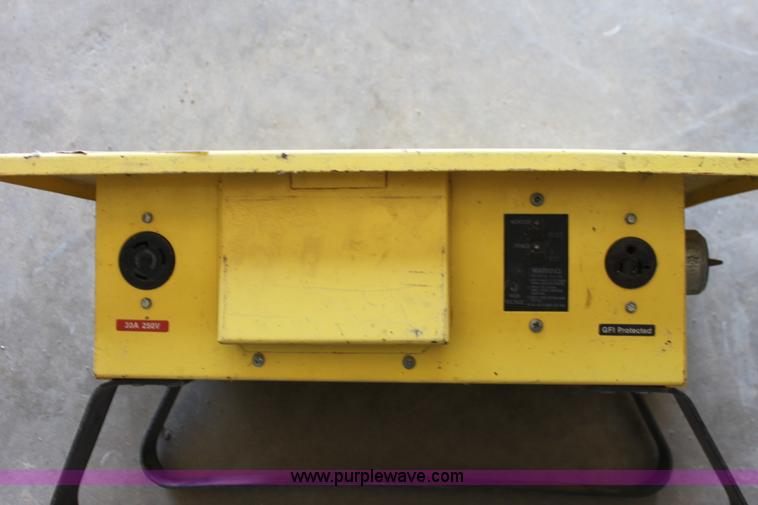 image for item AA9037 2001 CEF distribution box