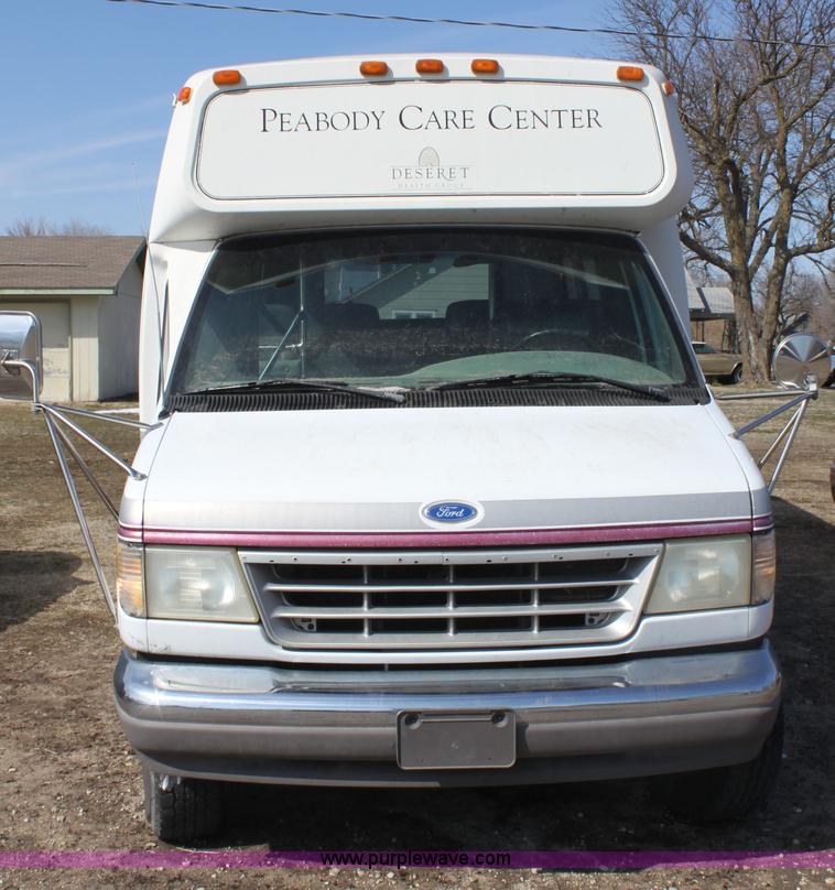 image for item AA9085 1995 Ford Econoline E350 bus