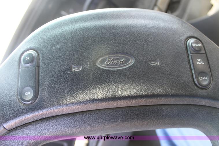 image for item AA9085 1995 Ford Econoline E350 bus