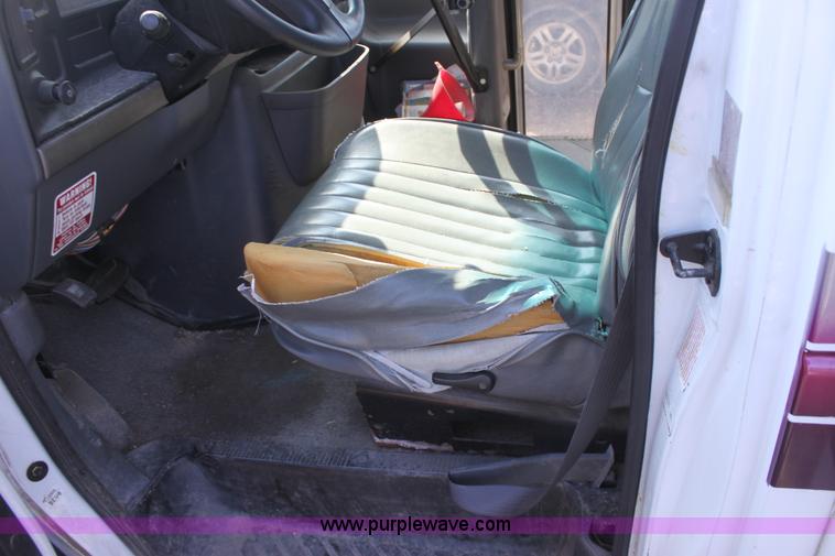 image for item AA9085 1995 Ford Econoline E350 bus