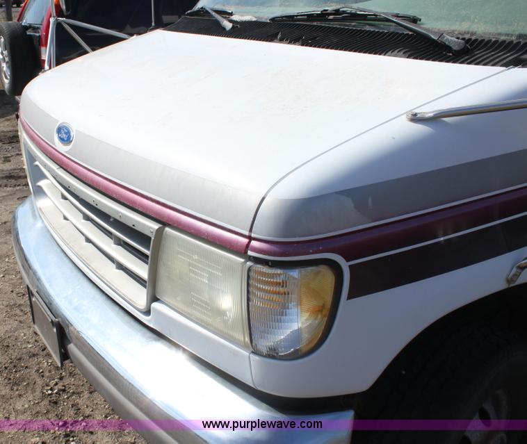 image for item AA9085 1995 Ford Econoline E350 bus