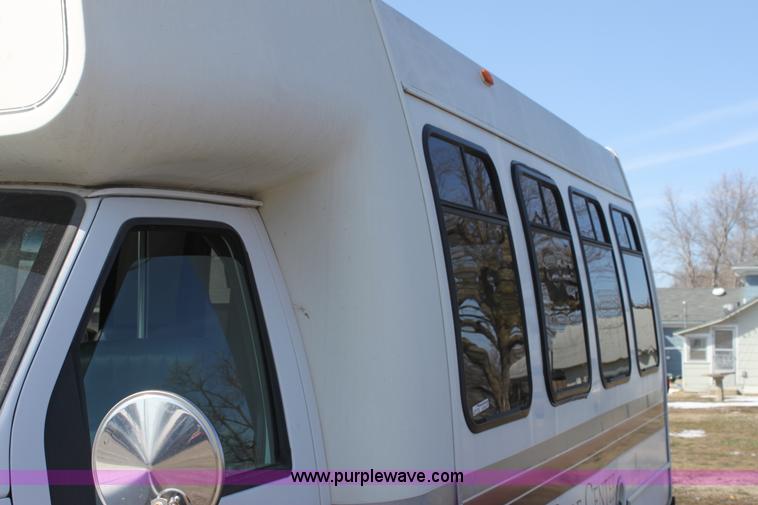 image for item AA9085 1995 Ford Econoline E350 bus