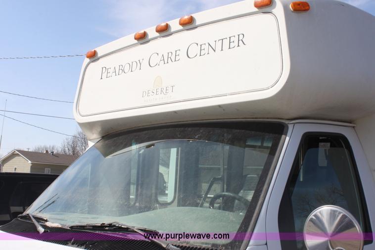 image for item AA9085 1995 Ford Econoline E350 bus