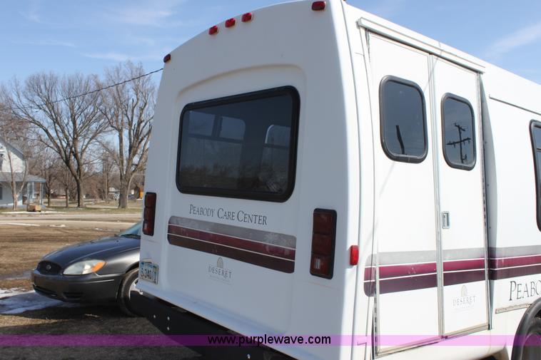 image for item AA9085 1995 Ford Econoline E350 bus