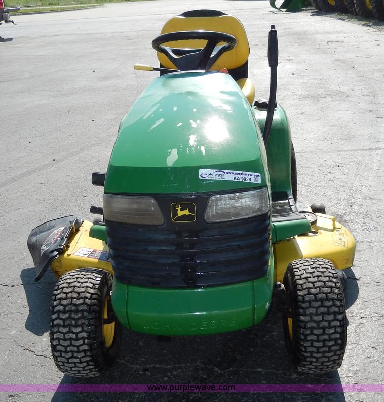 image for item AA9928 John Deere LT166 lawn mower