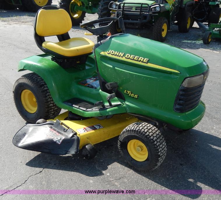 image for item AA9928 John Deere LT166 lawn mower