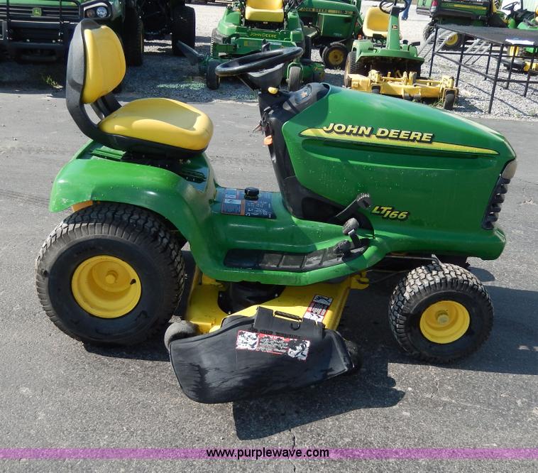 image for item AA9928 John Deere LT166 lawn mower