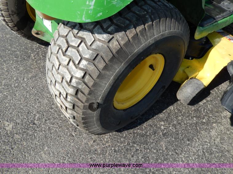 image for item AA9928 John Deere LT166 lawn mower