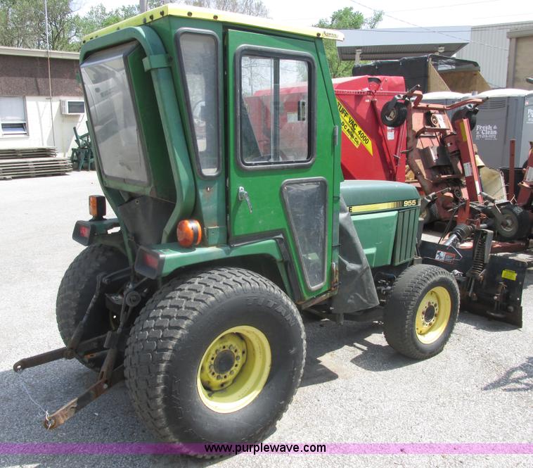 image for item AB9374 John Deere 955 lawn tractor