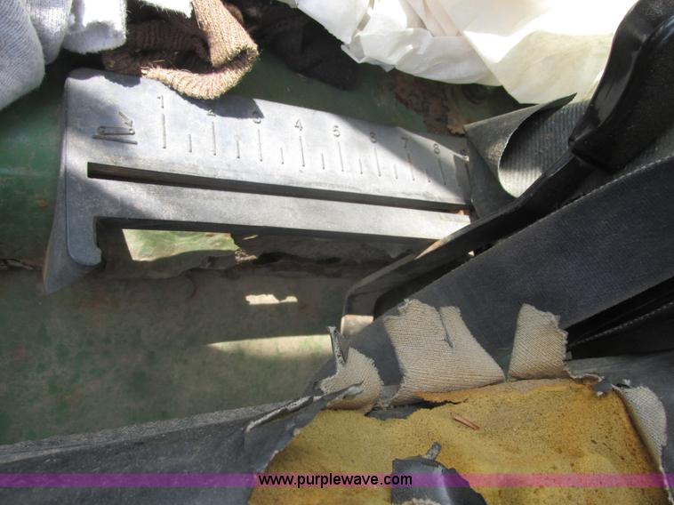 image for item AB9374 John Deere 955 lawn tractor