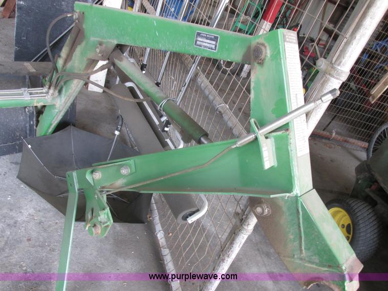 image for item AB9374 John Deere 955 lawn tractor