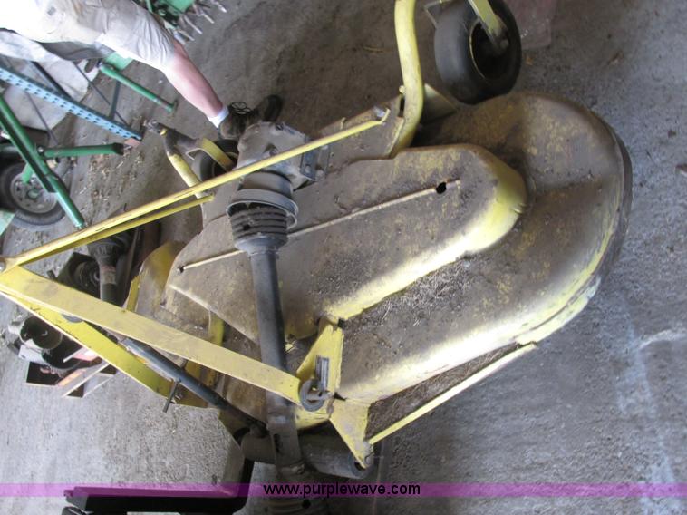 image for item AB9374 John Deere 955 lawn tractor