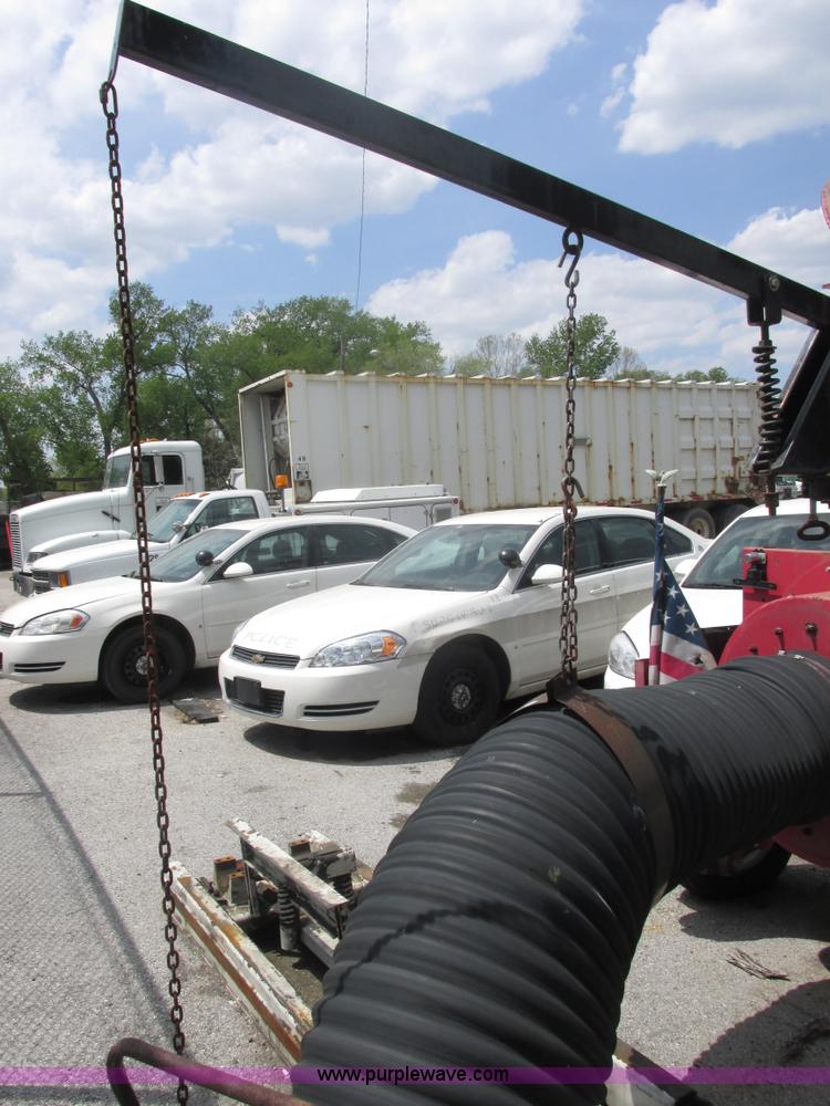 image for item AB9378 2006 Giant Vac vacuum