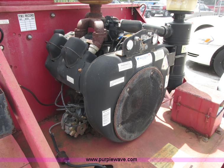 image for item AB9378 2006 Giant Vac vacuum