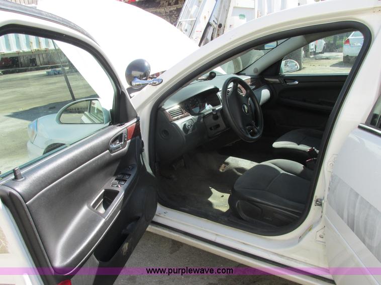 image for item AB9380 2006 Chevrolet Impala Police